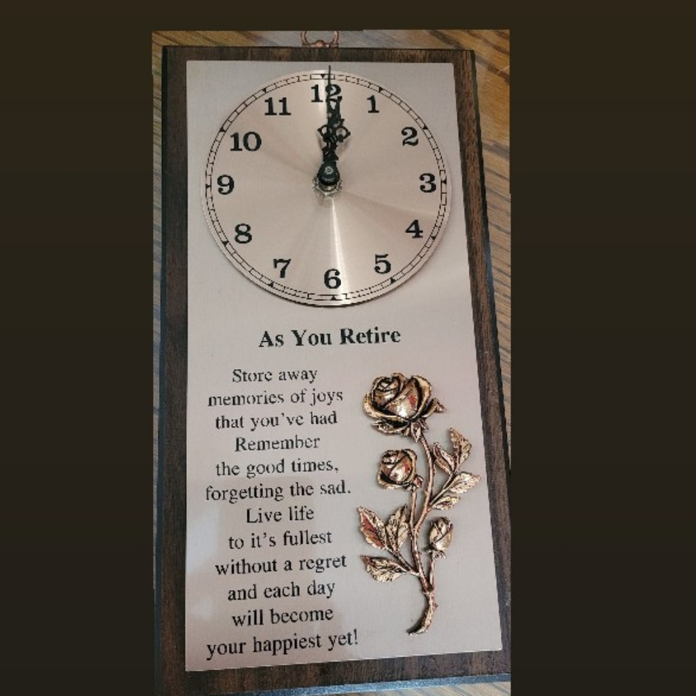 VINTAGE HOME DECOR - Picture 1 of 4